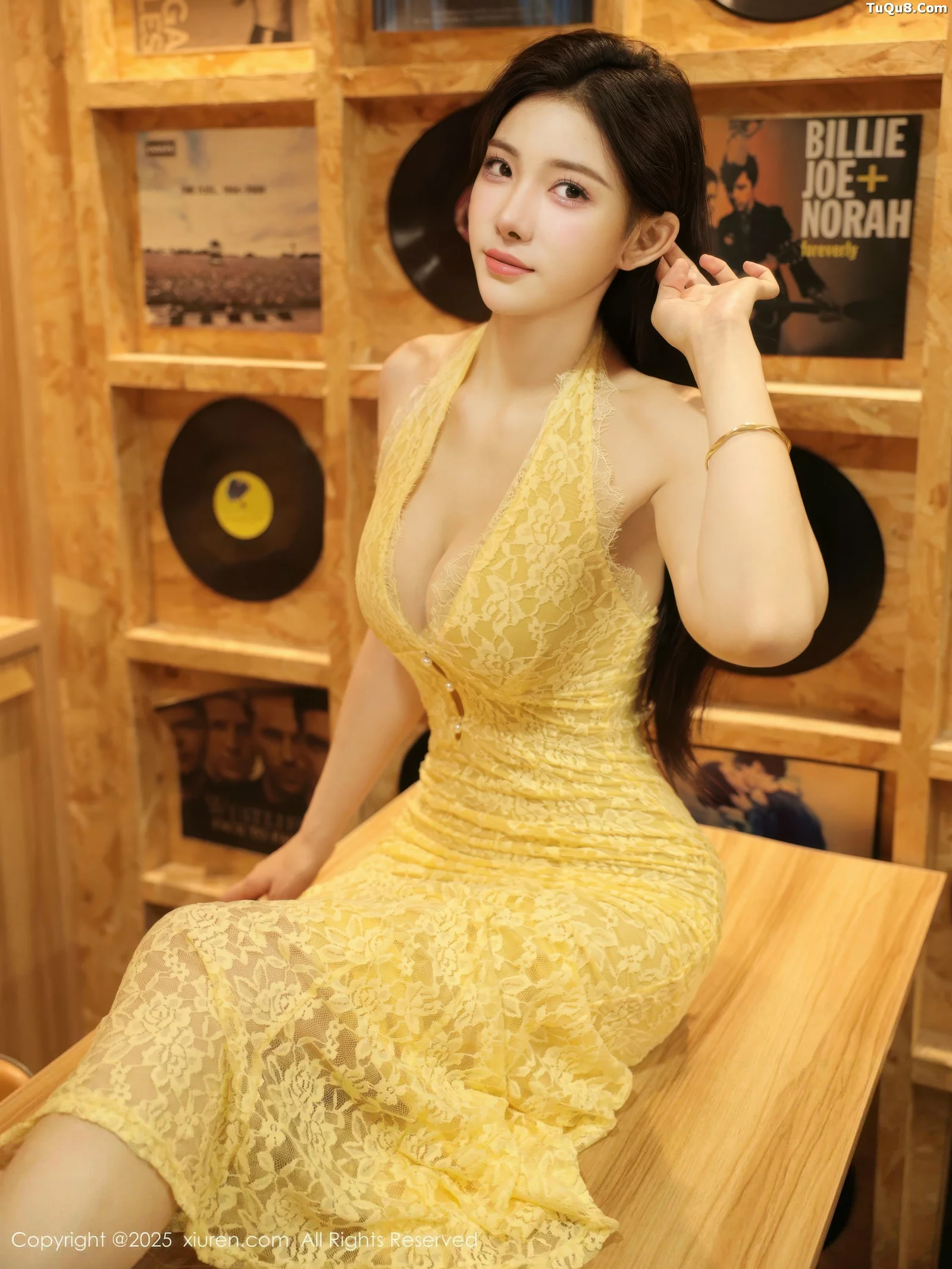 秀人集.com_[XiuRen秀人网]No.10715_模特梨霜儿性感黄色蕾丝连衣长裙半脱秀高挑丰腴身材诱惑写真78P