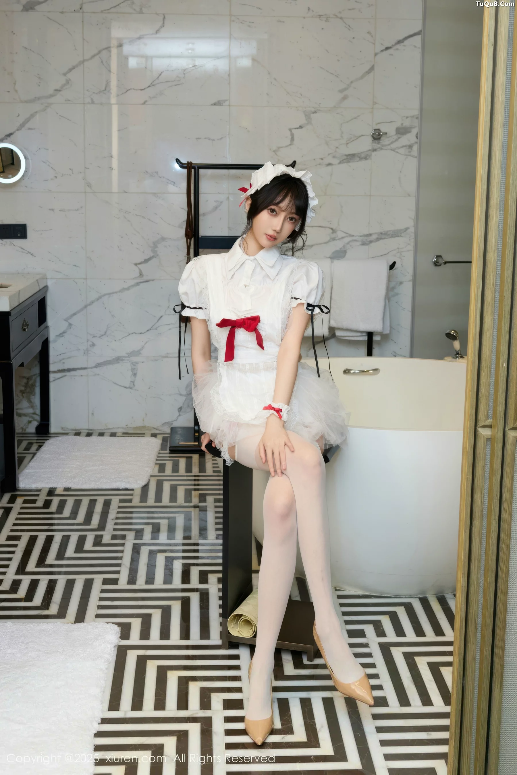 秀人集.com_[XiuRen秀人网]No.10827_模特玥儿玥er性感萝莉女仆装配白丝吊袜秀完美身材迷人诱惑写真64P