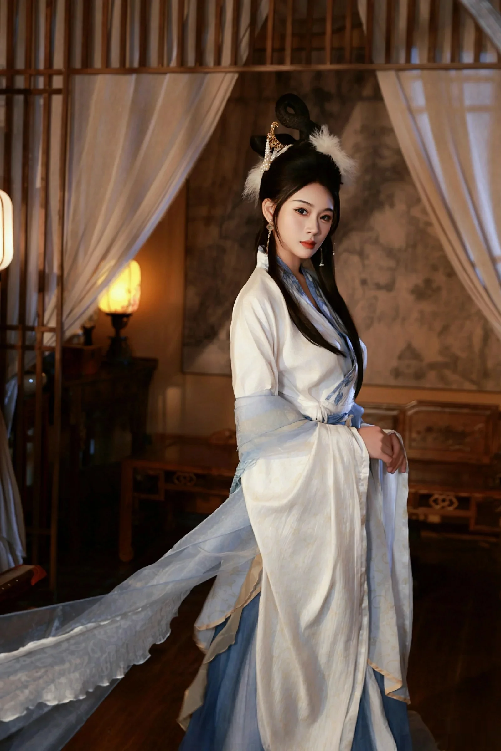 秀人集.com_[XiuRen秀人网]No.10835_模特南乔中秋主题性感汉服装扮配超薄肉丝秀白嫩肌肤诱惑写真76P