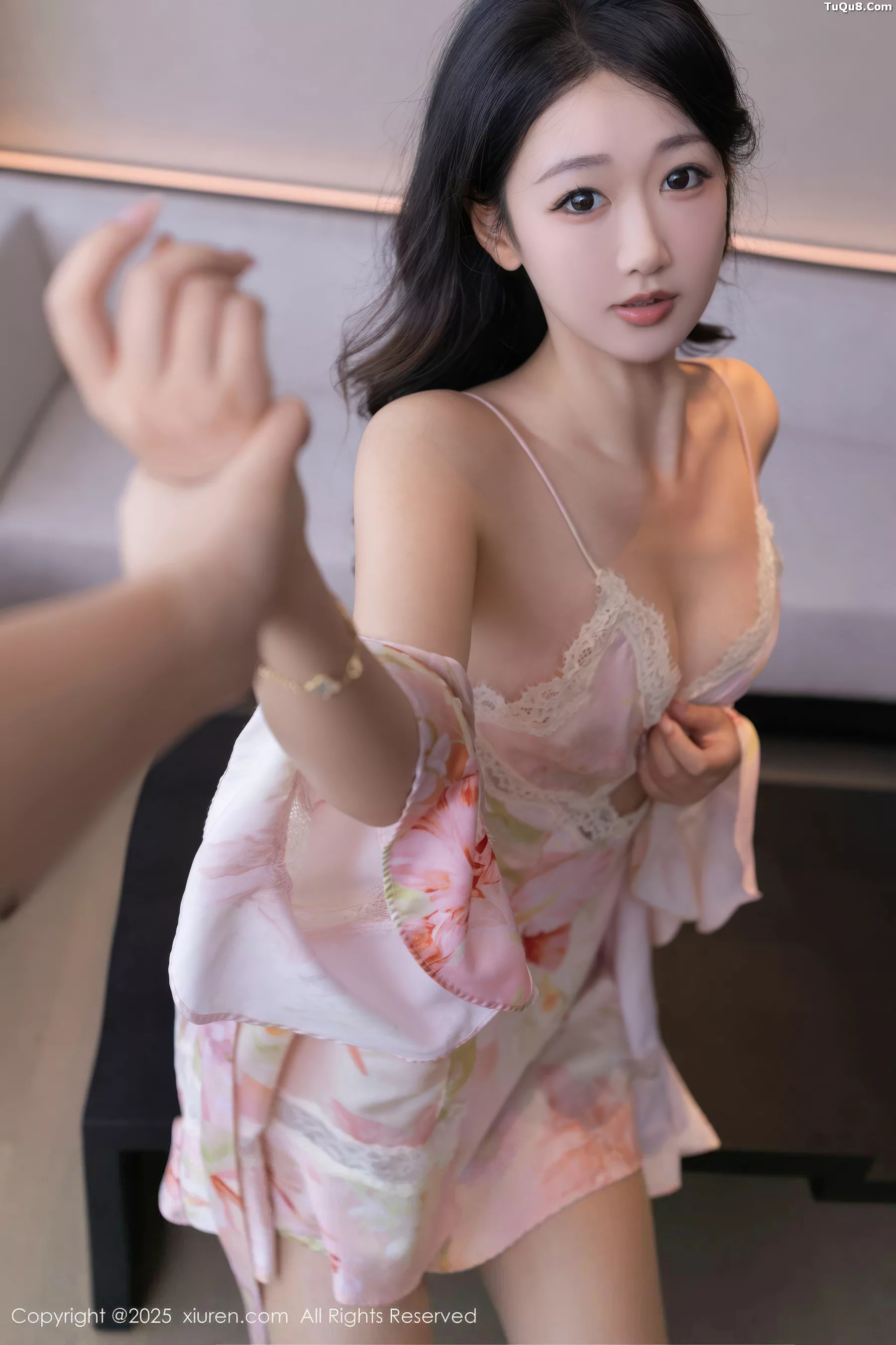 秀人集.com_[XiuRen秀人网]No.10970_模特唐安琪性感粉色睡袍露粉色内衣配超薄肉丝秀曼妙身姿诱惑写真76P