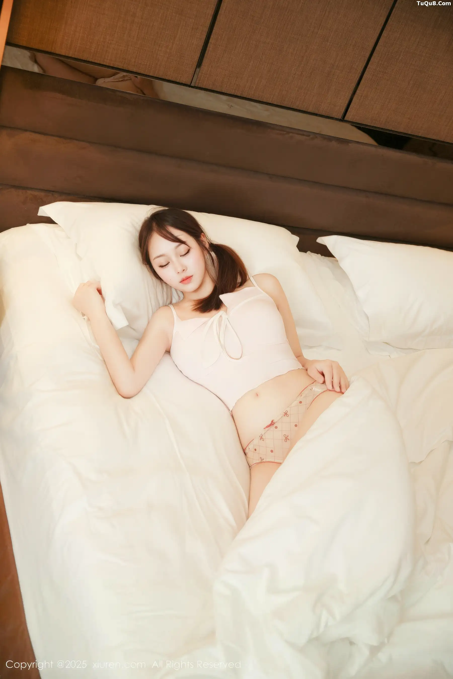 秀人集.com_[XiuRen秀人网]No.10985_模特炎恬kitty性感粉色内衣配蓝色短裙秀曼妙身姿撩人诱惑写真61P