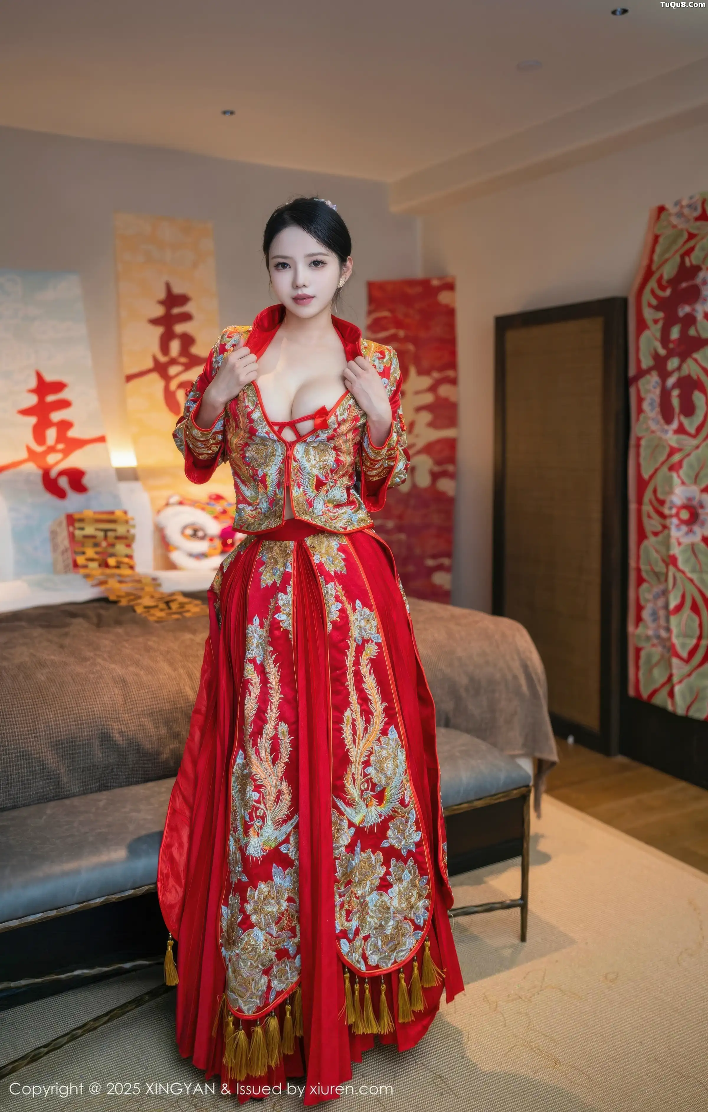 秀人集.com_[XINGYAN星颜社]VOL.438_模特大美妞儿性感红色新娘服饰配红丝裤袜秀完美身材诱惑写真61P