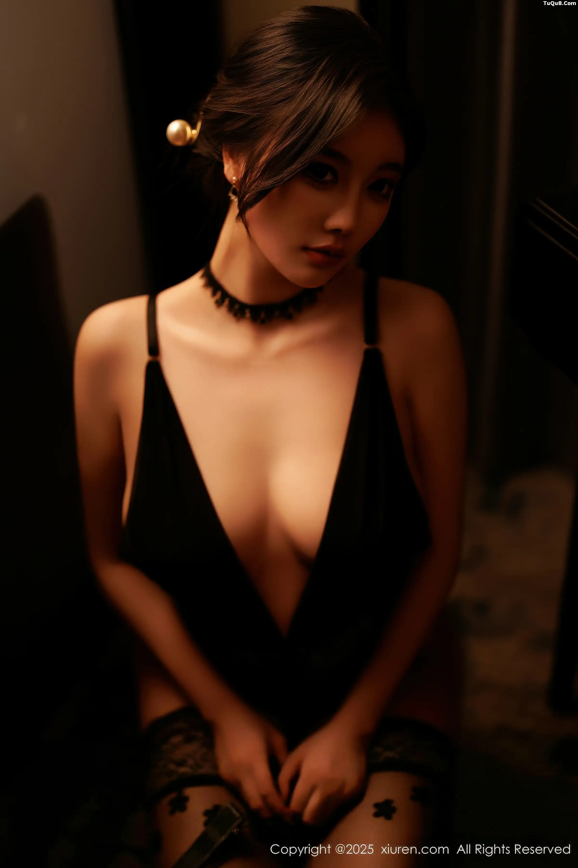 秀人集.com_[XiuRen秀人网]No.11013_女神CHENCHEN.性感黑色情趣内衣配黑丝袜秀丰腴身材诱惑写真83P